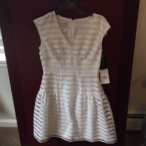 Donna Morgan white dress size 4.